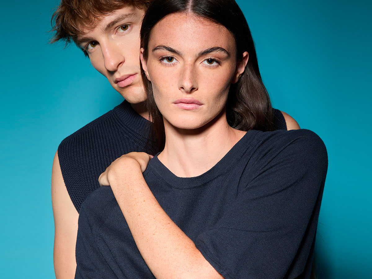 FreeMarker template error:
The following has evaluated to null or missing:
==> shoppableContainer[collShopId].getName  [in template "component://aion/webapp/ai_it/brandpages/include/pages/collection/staticCollectionShoppableImage.ftl" at line 11, column 108]

----
Tip: It's the step after the last dot that caused this error, not those before it.
----
Tip: If the failing expression is known to be legally refer to something that's null or missing, either specify a default value like myOptionalVar!myDefault, or use <#if myOptionalVar??>when-present<#else>when-missing</#if>. (These only cover the last step of the expression; to cover the whole expression, use parenthesis: (myOptionalVar.foo)!myDefault, (myOptionalVar.foo)??
----

----
FTL stack trace ("~" means nesting-related):
	- Failed at: ${shoppableContainer[collShopId].getN...  [in template "component://aion/webapp/ai_it/brandpages/include/pages/collection/staticCollectionShoppableImage.ftl" at line 11, column 106]
	- Reached through: #include "include/pages/collection/st...  [in template "component://aion/webapp/ai_it/brandpages/collections.ftl" at line 62, column 13]
----

Java stack trace (for programmers):
----
freemarker.core.InvalidReferenceException: [... Exception message was already printed; see it above ...]
	at freemarker.core.InvalidReferenceException.getInstance(InvalidReferenceException.java:116)
	at freemarker.core.UnexpectedTypeException.newDesciptionBuilder(UnexpectedTypeException.java:60)
	at freemarker.core.UnexpectedTypeException.<init>(UnexpectedTypeException.java:40)
	at freemarker.core.NonMethodException.<init>(NonMethodException.java:46)
	at freemarker.core.MethodCall._eval(MethodCall.java:84)
	at freemarker.core.Expression.eval(Expression.java:78)
	at freemarker.core.ExistenceBuiltins$ExistenceBuiltIn.evalMaybeNonexistentTarget(ExistenceBuiltins.java:49)
	at freemarker.core.ExistenceBuiltins$if_existsBI._eval(ExistenceBuiltins.java:120)
	at freemarker.core.Expression.eval(Expression.java:78)
	at freemarker.core.Expression.evalAndCoerceToString(Expression.java:82)
	at freemarker.core.DollarVariable.accept(DollarVariable.java:40)
	at freemarker.core.Environment.visit(Environment.java:312)
	at freemarker.core.MixedContent.accept(MixedContent.java:62)
	at freemarker.core.Environment.visitByHiddingParent(Environment.java:333)
	at freemarker.core.ConditionalBlock.accept(ConditionalBlock.java:48)
	at freemarker.core.Environment.visit(Environment.java:312)
	at freemarker.core.MixedContent.accept(MixedContent.java:62)
	at freemarker.core.Environment.visit(Environment.java:312)
	at freemarker.core.Environment.include(Environment.java:2074)
	at freemarker.core.Include.accept(Include.java:165)
	at freemarker.core.Environment.visit(Environment.java:312)
	at freemarker.core.MixedContent.accept(MixedContent.java:62)
	at freemarker.core.Environment.visit(Environment.java:312)
	at freemarker.core.Environment.process(Environment.java:290)
	at org.ofbiz.base.util.template.FreeMarkerWorker.renderTemplate(FreeMarkerWorker.java:250)
	at org.ofbiz.widget.screen.HtmlWidget.renderHtmlTemplate(HtmlWidget.java:229)
	at org.ofbiz.widget.screen.HtmlWidget$HtmlTemplate.renderWidgetString(HtmlWidget.java:274)
	at org.ofbiz.widget.screen.HtmlWidget.renderWidgetString(HtmlWidget.java:134)
	at org.ofbiz.widget.screen.ModelScreenWidget$PlatformSpecific.renderWidgetString(ModelScreenWidget.java:992)
	at org.ofbiz.widget.screen.ModelScreenWidget.renderSubWidgetsString(ModelScreenWidget.java:106)
	at org.ofbiz.widget.screen.ModelScreenWidget$Section.renderWidgetString(ModelScreenWidget.java:193)
	at org.ofbiz.widget.screen.ModelScreen.renderScreenString(ModelScreen.java:396)
	at org.ofbiz.widget.screen.ScreenRenderer.render(ScreenRenderer.java:135)
	at org.ofbiz.widget.screen.ScreenRenderer.render(ScreenRenderer.java:97)
	at org.ofbiz.widget.screen.MacroScreenViewHandler.render(MacroScreenViewHandler.java:104)
	at org.ofbiz.webapp.control.RequestHandler.renderView(RequestHandler.java:917)
	at org.ofbiz.webapp.control.RequestHandler.doRequest(RequestHandler.java:615)
	at org.ofbiz.webapp.control.ControlServlet.doGet(ControlServlet.java:212)
	at javax.servlet.http.HttpServlet.service(HttpServlet.java:620)
	at javax.servlet.http.HttpServlet.service(HttpServlet.java:727)
	at org.apache.catalina.core.ApplicationFilterChain.internalDoFilter(ApplicationFilterChain.java:303)
	at org.apache.catalina.core.ApplicationFilterChain.doFilter(ApplicationFilterChain.java:208)
	at org.ofbiz.webapp.control.ContextFilter.doFilter(ContextFilter.java:329)
	at org.apache.catalina.core.ApplicationFilterChain.internalDoFilter(ApplicationFilterChain.java:241)
	at org.apache.catalina.core.ApplicationFilterChain.doFilter(ApplicationFilterChain.java:208)
	at org.ofbiz.content.content.ContentUrlFilter.doFilter(ContentUrlFilter.java:110)
	at org.apache.catalina.core.ApplicationFilterChain.internalDoFilter(ApplicationFilterChain.java:241)
	at org.apache.catalina.core.ApplicationFilterChain.doFilter(ApplicationFilterChain.java:208)
	at org.ofbiz.product.category.CatalogUrlFilter.doFilter(CatalogUrlFilter.java:657)
	at org.apache.catalina.core.ApplicationFilterChain.internalDoFilter(ApplicationFilterChain.java:241)
	at org.apache.catalina.core.ApplicationFilterChain.doFilter(ApplicationFilterChain.java:208)
	at org.apache.catalina.core.StandardWrapperValve.invoke(StandardWrapperValve.java:220)
	at org.apache.catalina.core.StandardContextValve.invoke(StandardContextValve.java:122)
	at org.apache.catalina.authenticator.AuthenticatorBase.invoke(AuthenticatorBase.java:505)
	at org.apache.catalina.core.StandardHostValve.invoke(StandardHostValve.java:169)
	at org.apache.catalina.valves.ErrorReportValve.invoke(ErrorReportValve.java:103)
	at org.apache.catalina.core.StandardEngineValve.invoke(StandardEngineValve.java:116)
	at org.apache.catalina.valves.AccessLogValve.invoke(AccessLogValve.java:956)
	at org.apache.catalina.connector.CoyoteAdapter.service(CoyoteAdapter.java:436)
	at org.apache.coyote.ajp.AjpProcessor.process(AjpProcessor.java:190)
	at org.apache.coyote.AbstractProtocol$AbstractConnectionHandler.process(AbstractProtocol.java:625)
	at org.apache.tomcat.util.net.JIoEndpoint$SocketProcessor.run(JIoEndpoint.java:316)
	at java.util.concurrent.ThreadPoolExecutor.runWorker(ThreadPoolExecutor.java:1142)
	at java.util.concurrent.ThreadPoolExecutor$Worker.run(ThreadPoolExecutor.java:617)
	at org.apache.tomcat.util.threads.TaskThread$WrappingRunnable.run(TaskThread.java:61)
	at java.lang.Thread.run(Thread.java:745)
